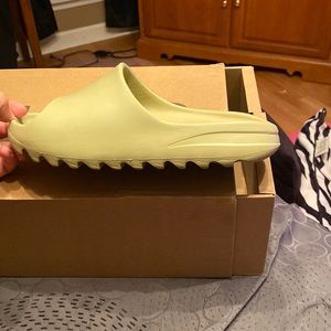 Yeezy slides. Size 6.5.
